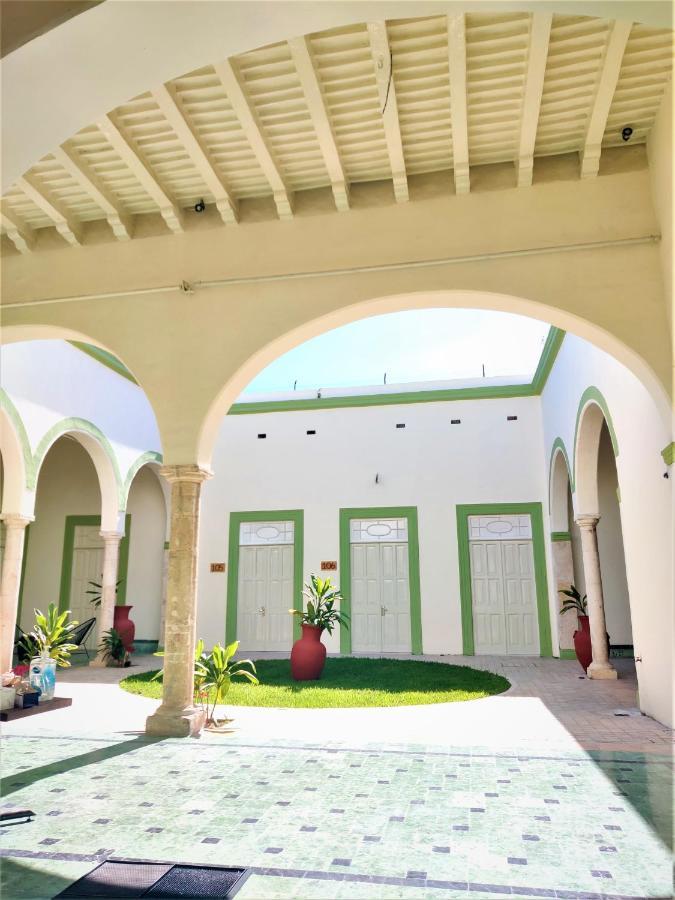Hotel Boutique La Casona By Kavia Merida Exterior photo